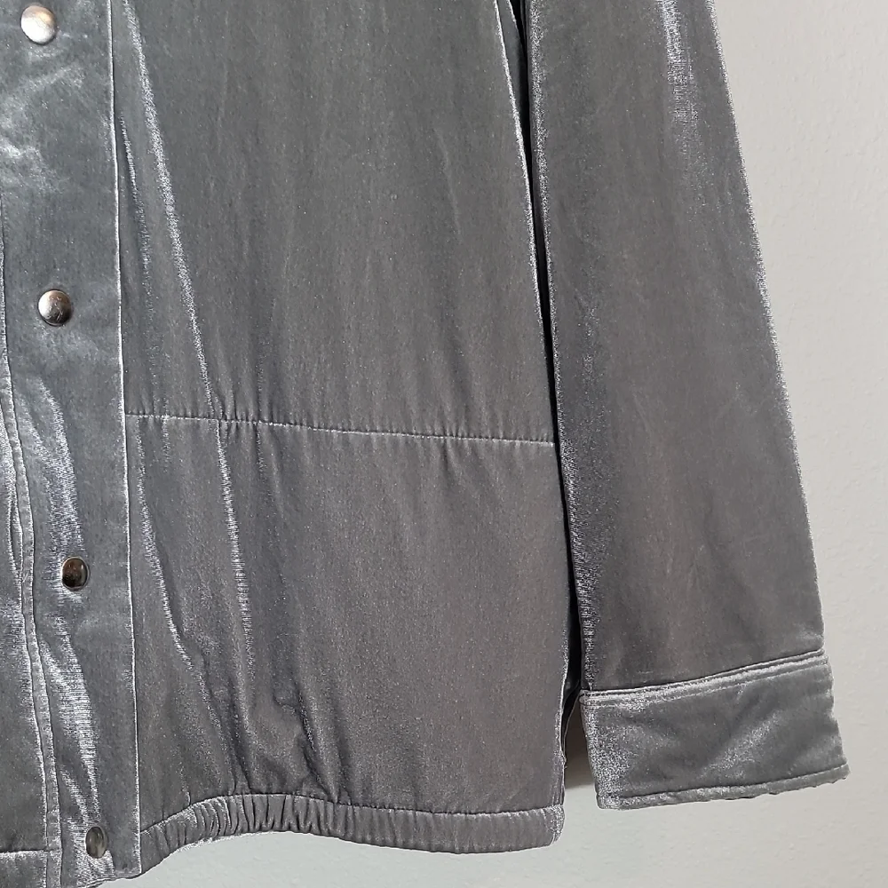 Vintage Liz Claiborne Women Velvet Coat Size L Snap Button Pockets Hood Gray